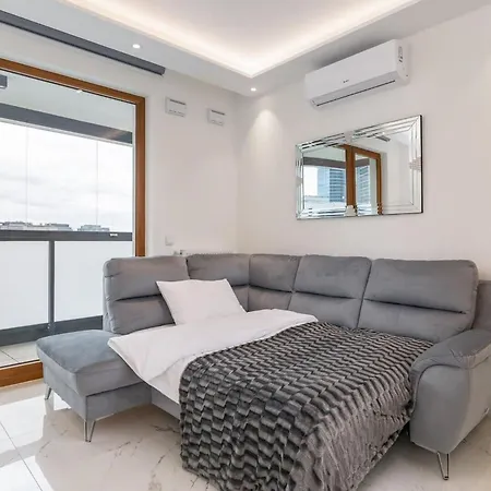 Karolkowa 28 - Prestigious Apartment With Balcony By Renters Prestige Warsaw Exterior photo