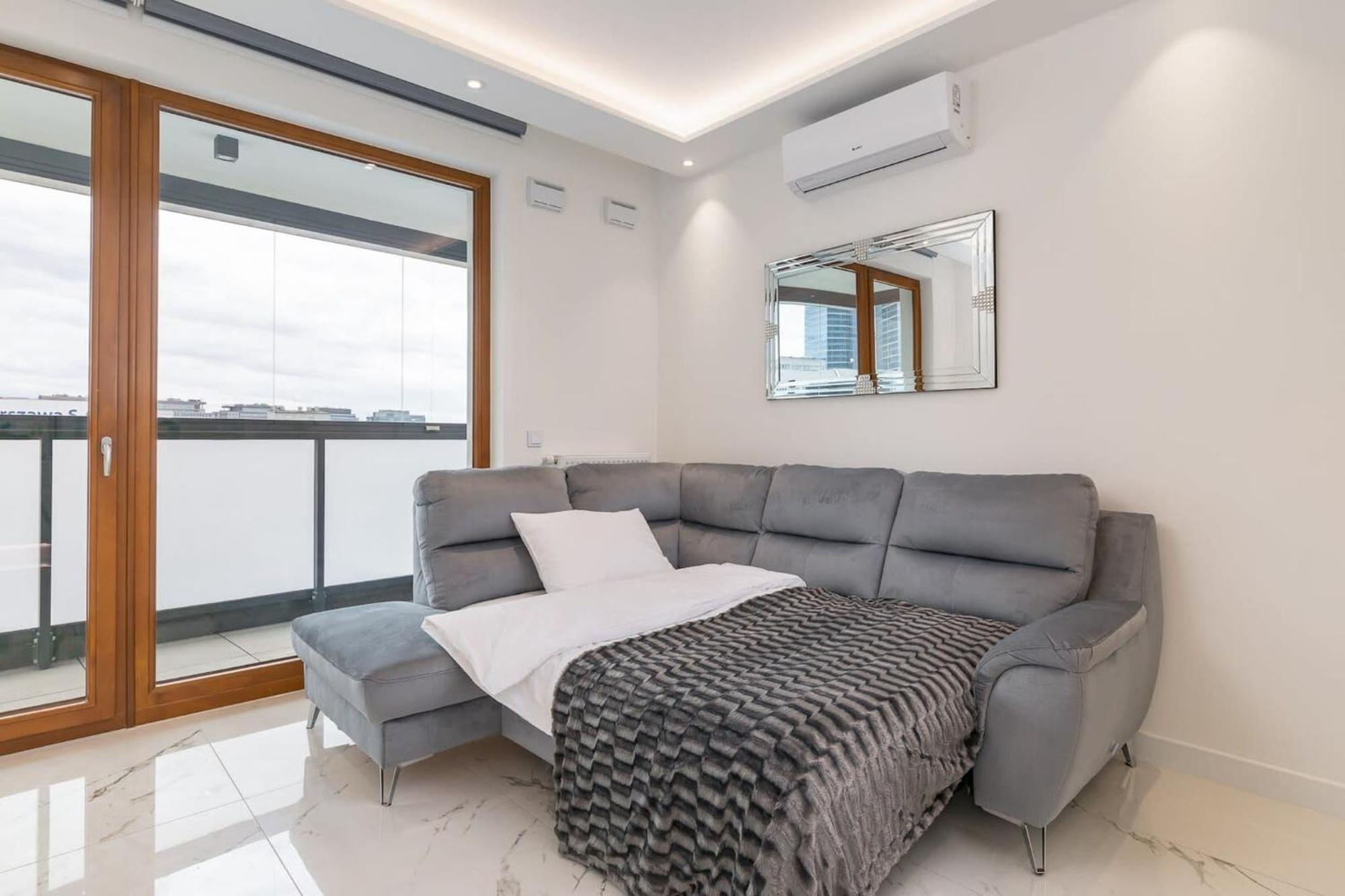Karolkowa 28 - Prestigious With Balcony By Renters Prestige Apartment